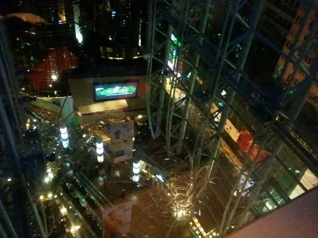 餐廳內看商場，good view!