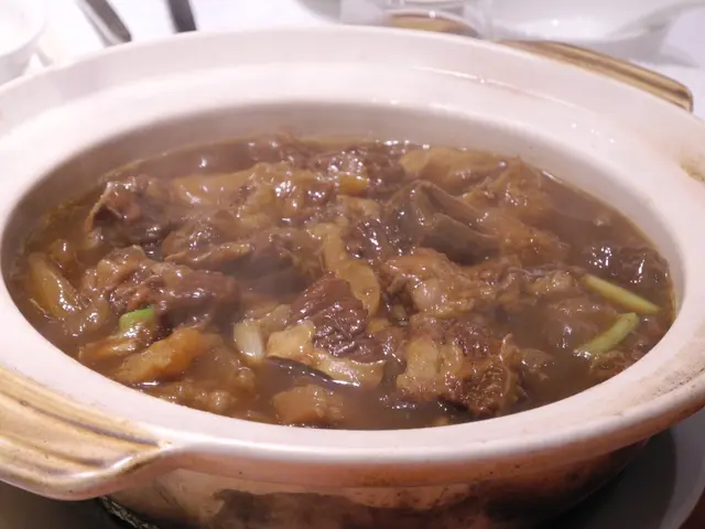 牛筋腩煲