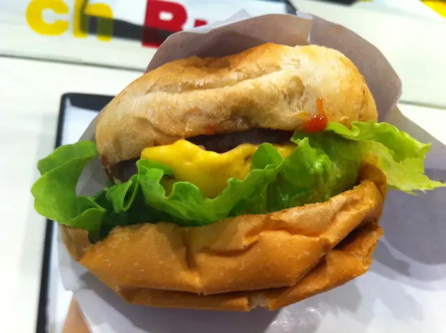 Home Cheese Burger (Ketchup) $28