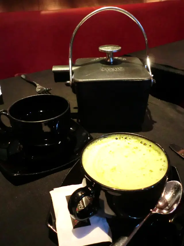 Green Tea Latte & Pepper Mint Tea