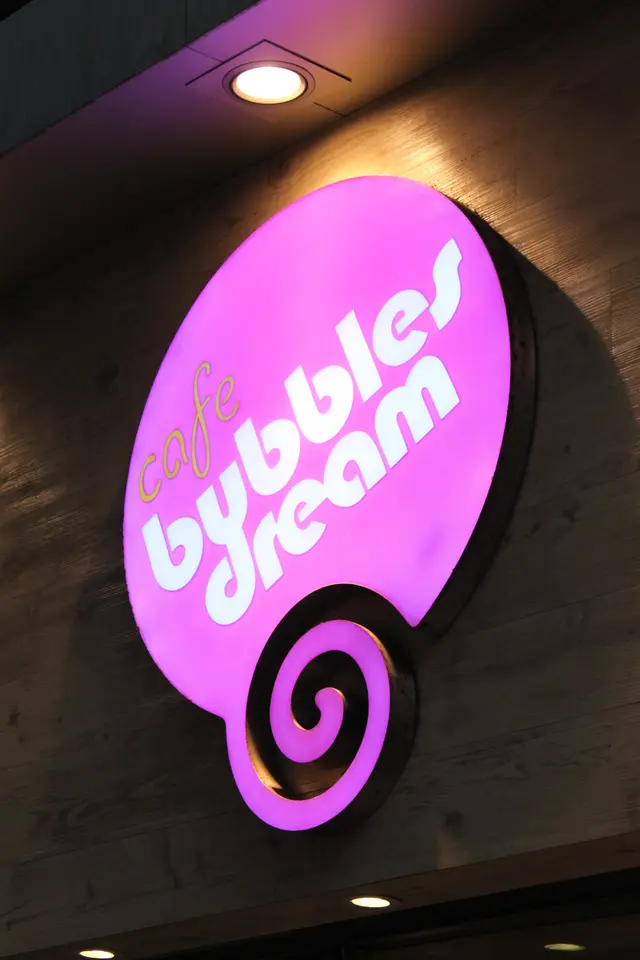 Bubbles Dream Cafe
