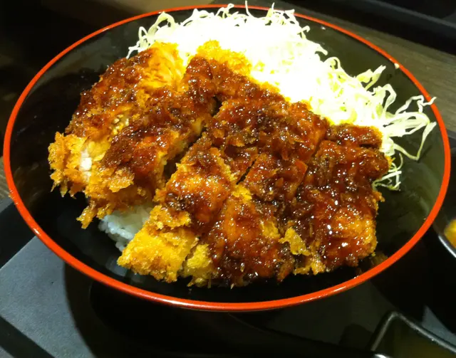 日式醬汁吉列豬扒飯