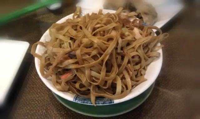 炒菠菜麵