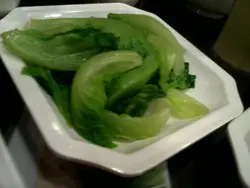 生菜全走~劲翠绿a^^