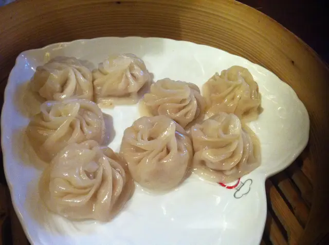 呢個算ok..就好似你超市買返屋企自己蒸嗰啲咁