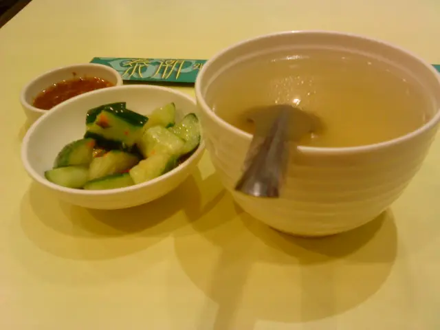 跟餐：老火湯&泰式青瓜沙律