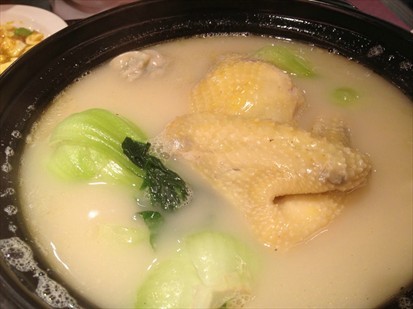 砂鍋雲吞雞 (Boiled chicken with Wonton)
