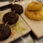 串燒冬菇、菠蘿