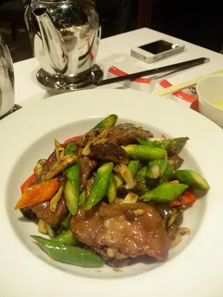 鮮胡椒野菌炒牛肋肉