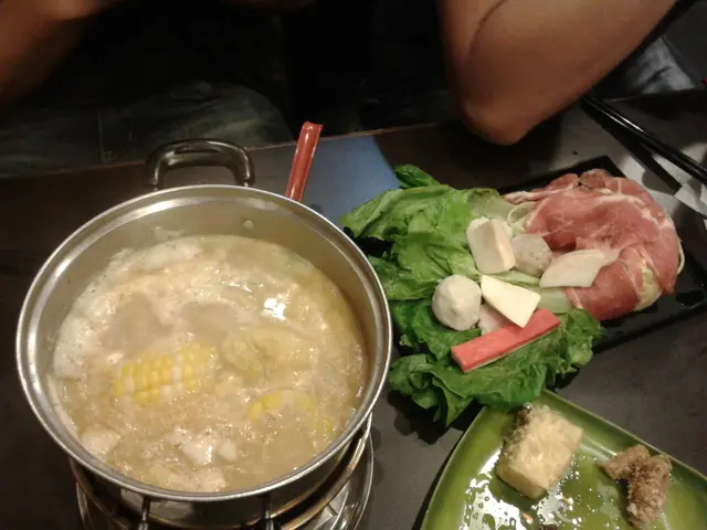 麻辣 豆漿豬肉鍋