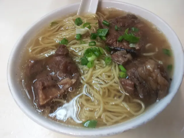 牛腩湯麵