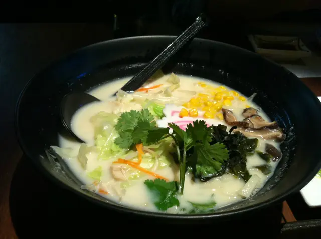 魚湯烏冬
