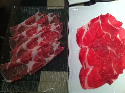 第一輪牛肉同豚肉