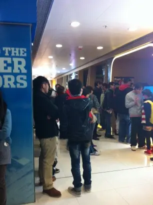 現場至少有50人等, 拎no. 最少等過百.....