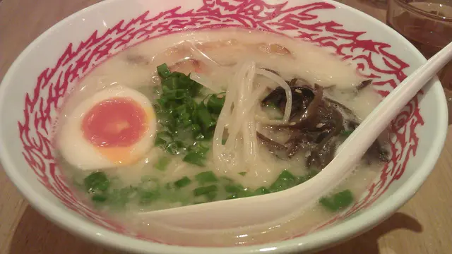 白