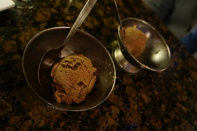 哩隻雪糕幾好味,唔知咩牌子呢haha