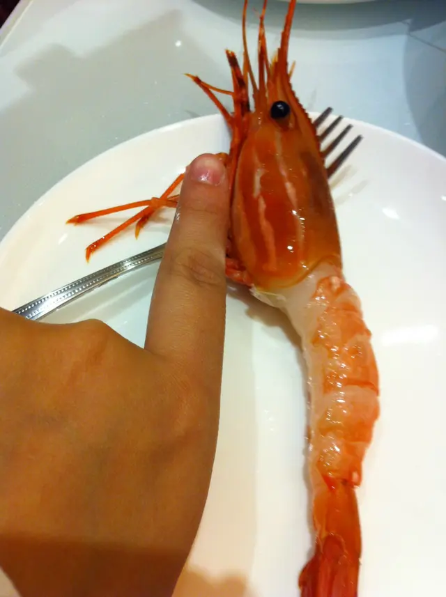 同牡丹蝦比,我即刻比下去la!!哈哈