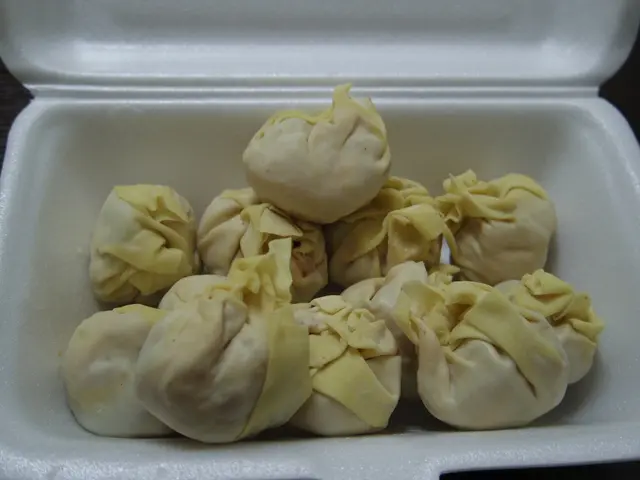 生雲吞