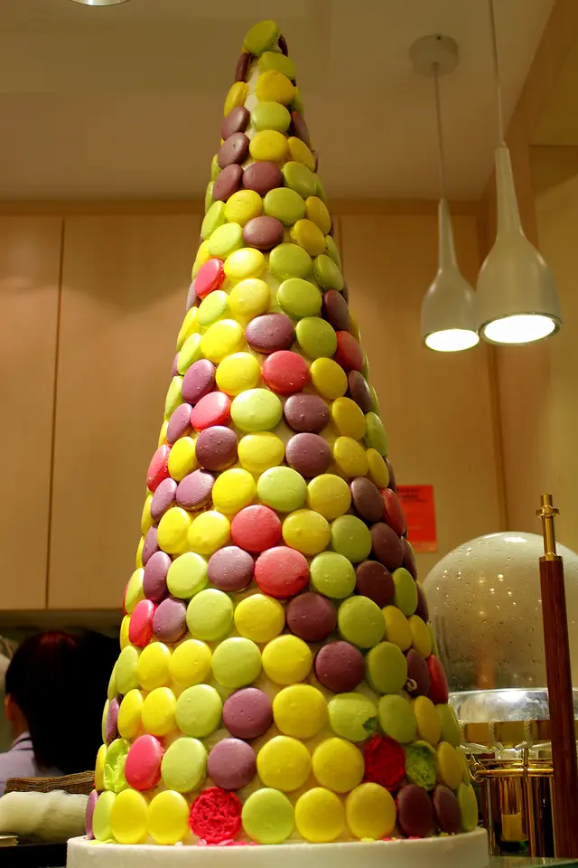 Macaron tree