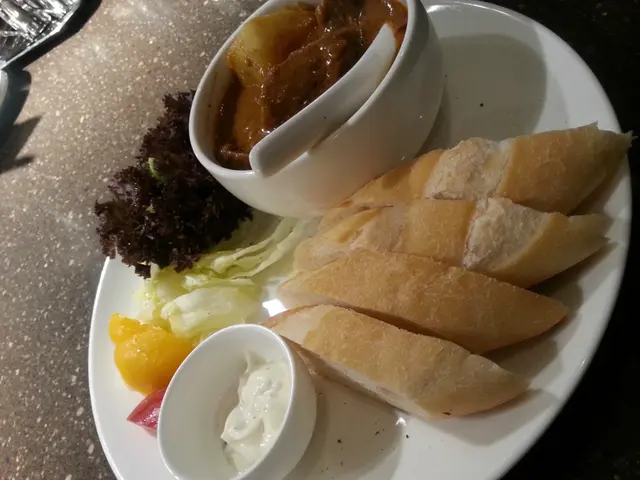 咖喱牛腩配法包