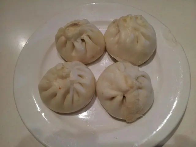 似蒸包多過似生煎包嘅生煎包