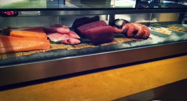 是我愛的魚生!睇落好新鮮~