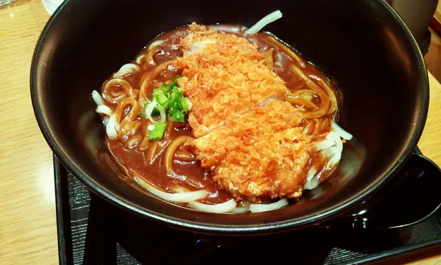 咖哩吉列豬扒面