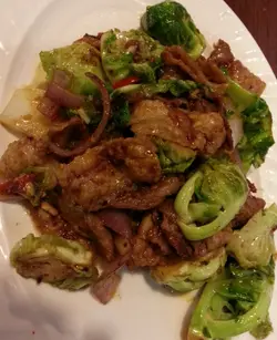 马拉盏炒椰菜苗黑毛猪