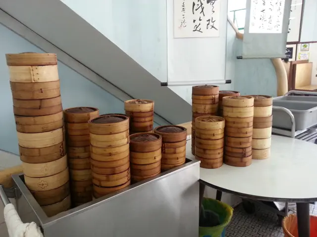 疊到高高的點心籠,客人可以自助式取點心