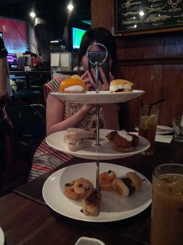 GROUPON TEASET