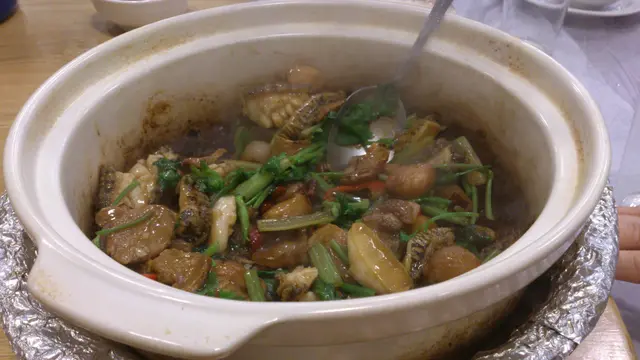 來到枱上面先炒, 超正!