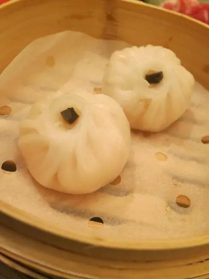 招牌黑松露水晶蝦餃