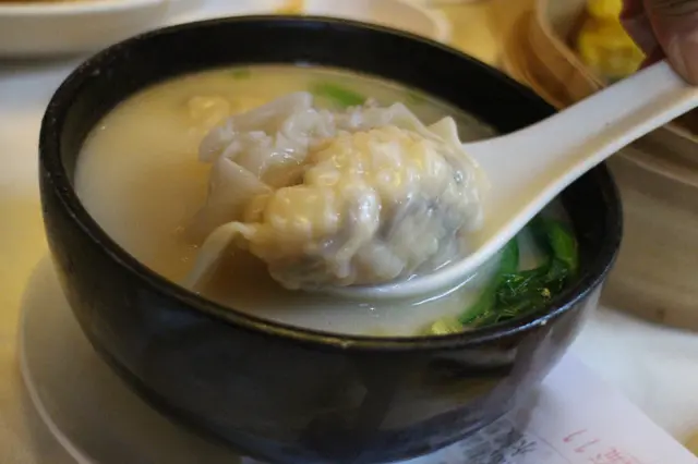 高湯鎮店水餃皇