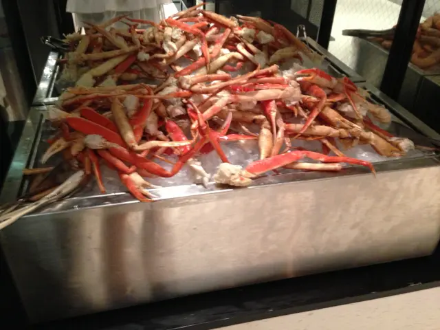 Refill 很快..尾聲依然仲有好多蟹腳..絕不欺場!