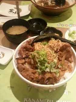 韓式豚肉飯