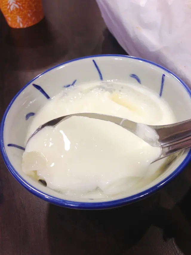 花膠燉鮮奶蛋白