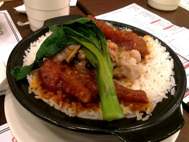 鳳爪排骨飯