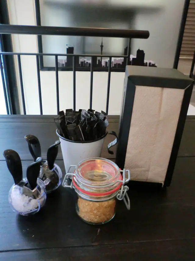 連調味料樽、紙巾盒也入型入格！