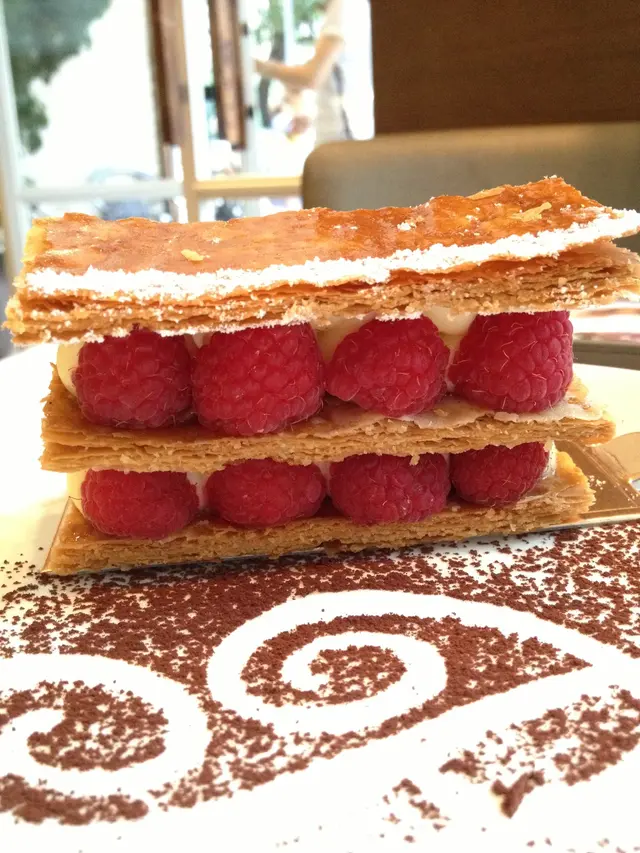 Rapberry Mille Feuille