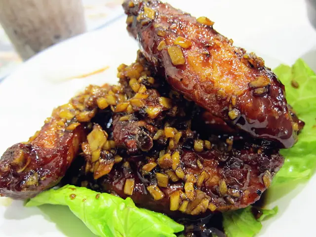 小越南焦糖薑粒雞翼$48