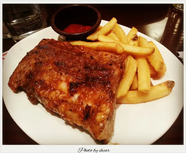 Baby Back Ribs with Aussie Chips