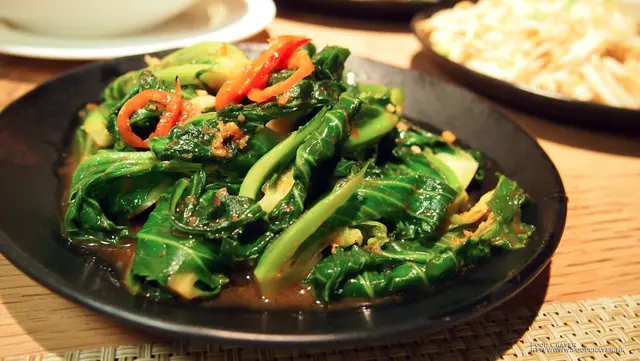 Sambal Cabbage Sprouts