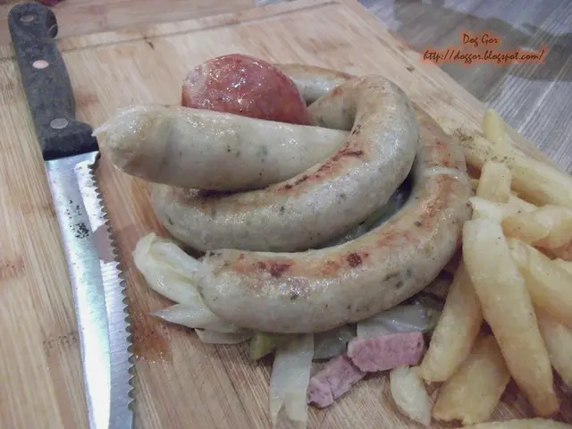 慕尼黑肉腸拼盤酸菜