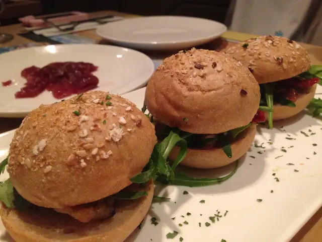 紅酒洋葱漢堡仔