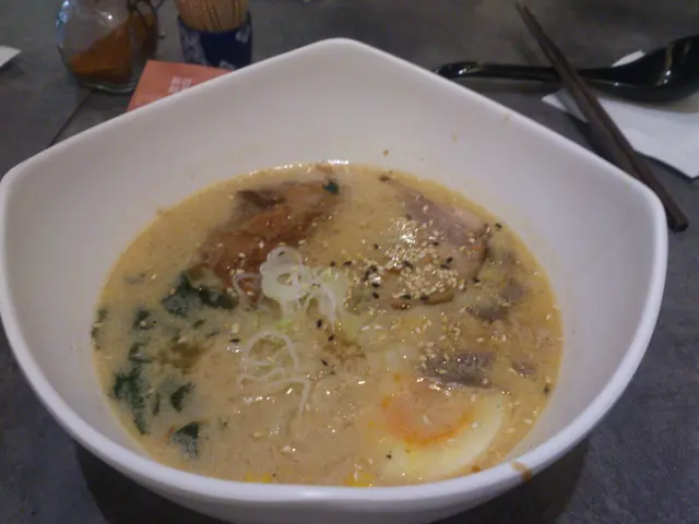 濃郁豬骨湯 一d都唔漏