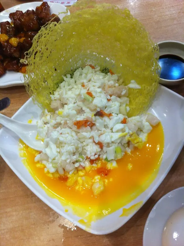 太多吃不完, 好看卻沒什麼味道YA