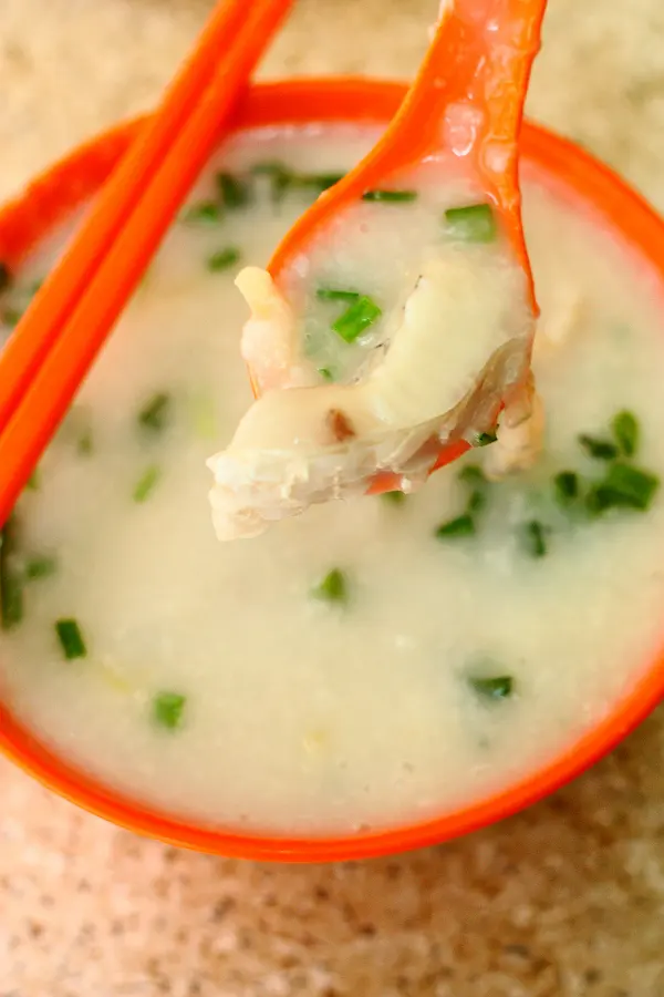 魚片薄薄一片,不帶骨頭,容易入口