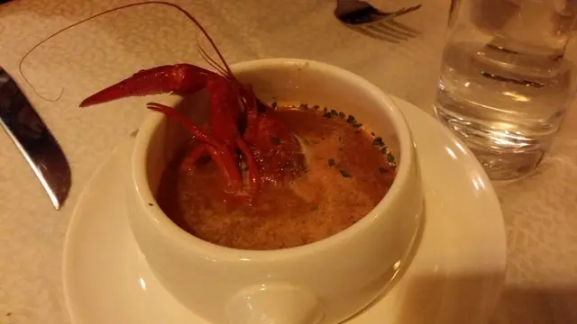 夠濃夠特別, 有半隻龍蝦仔