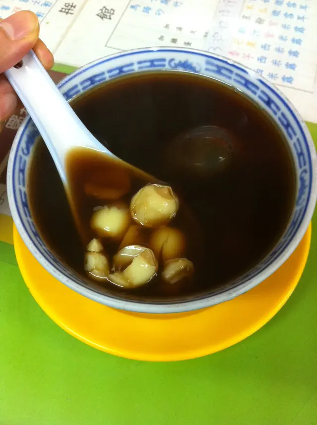 桑寄生蓮子蛋茶