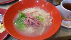 火腿公仔麵